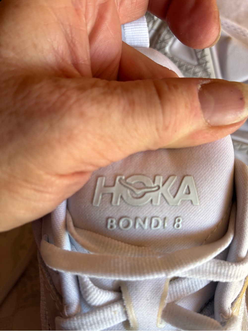 HOKA Bondi 8 Wide All White – Women’s Runners Size 8.5 - Picture 5 of 11